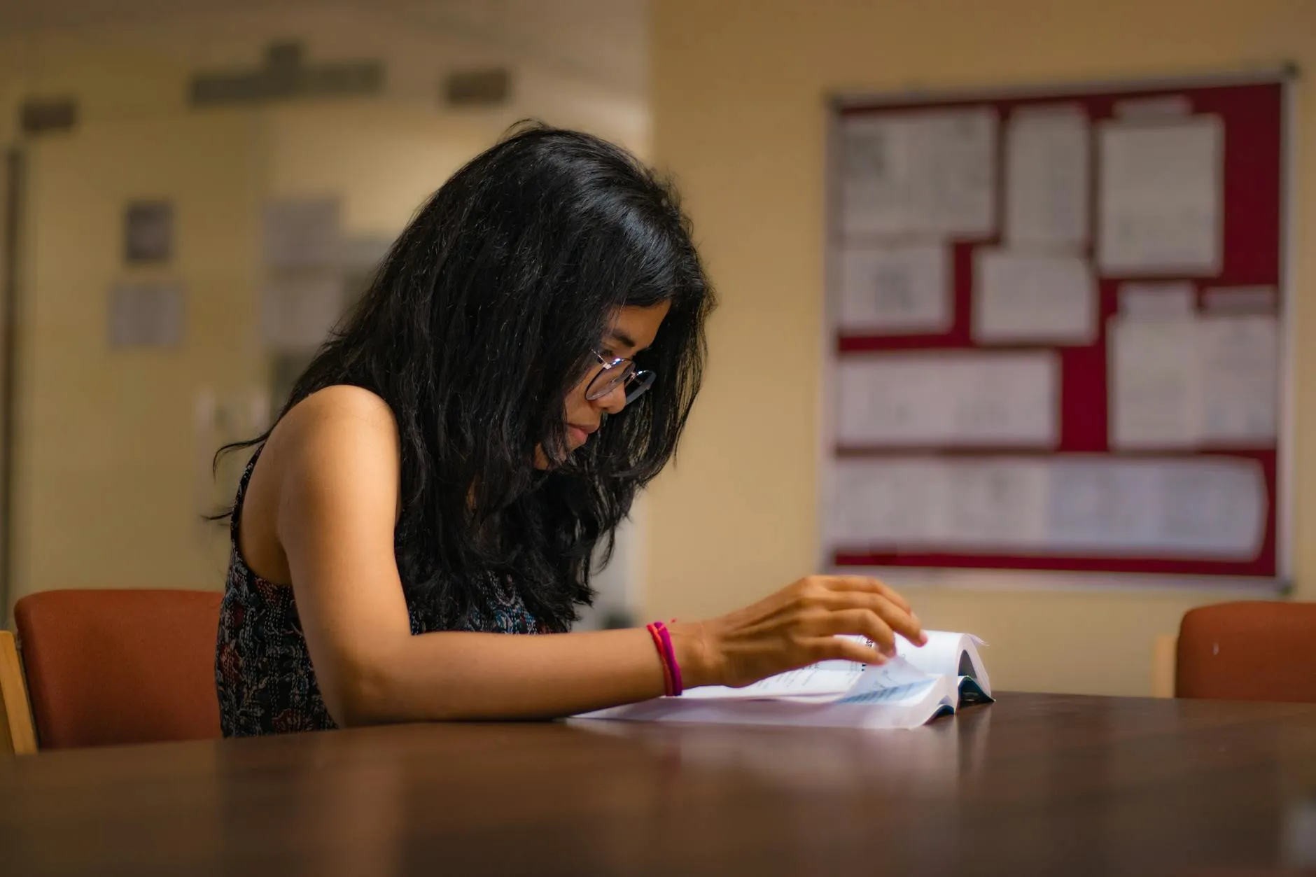 The Future of Learning: Why Manual Studying is Obsolete