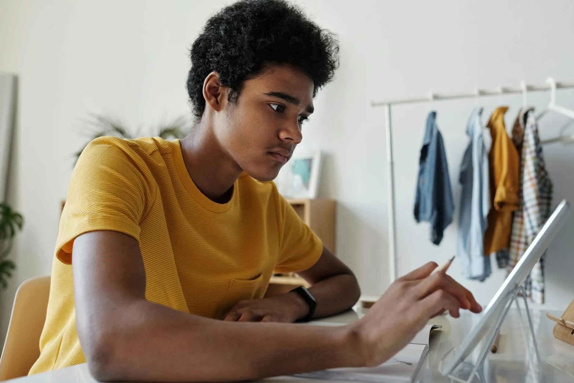 The Flashcard Study Method: Why It Works and How to Master It