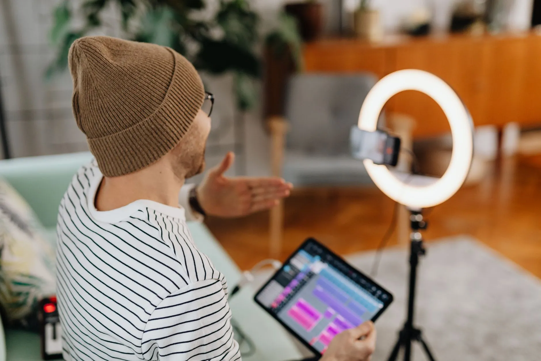 How to Record Lecture and Take Notes Without Losing Your Mind