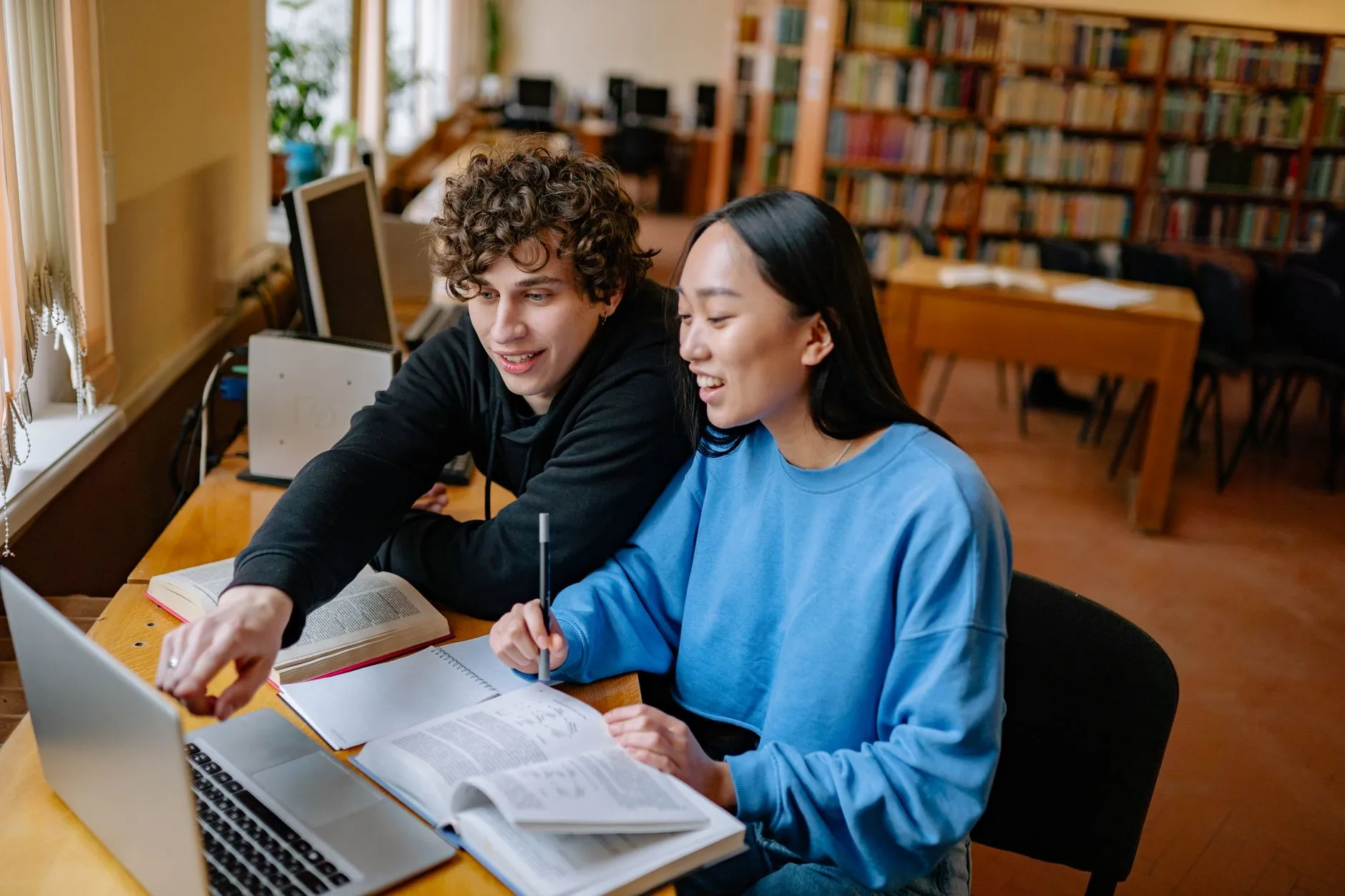How to Use a Study Test Maker to Ace Your Exams