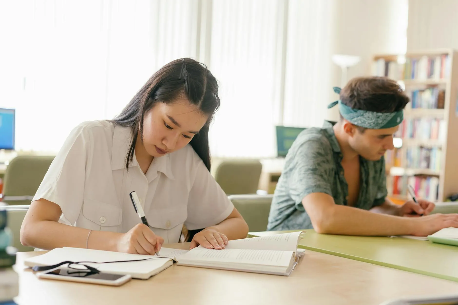 How to Take Notes for Exams Without Losing Your Mind