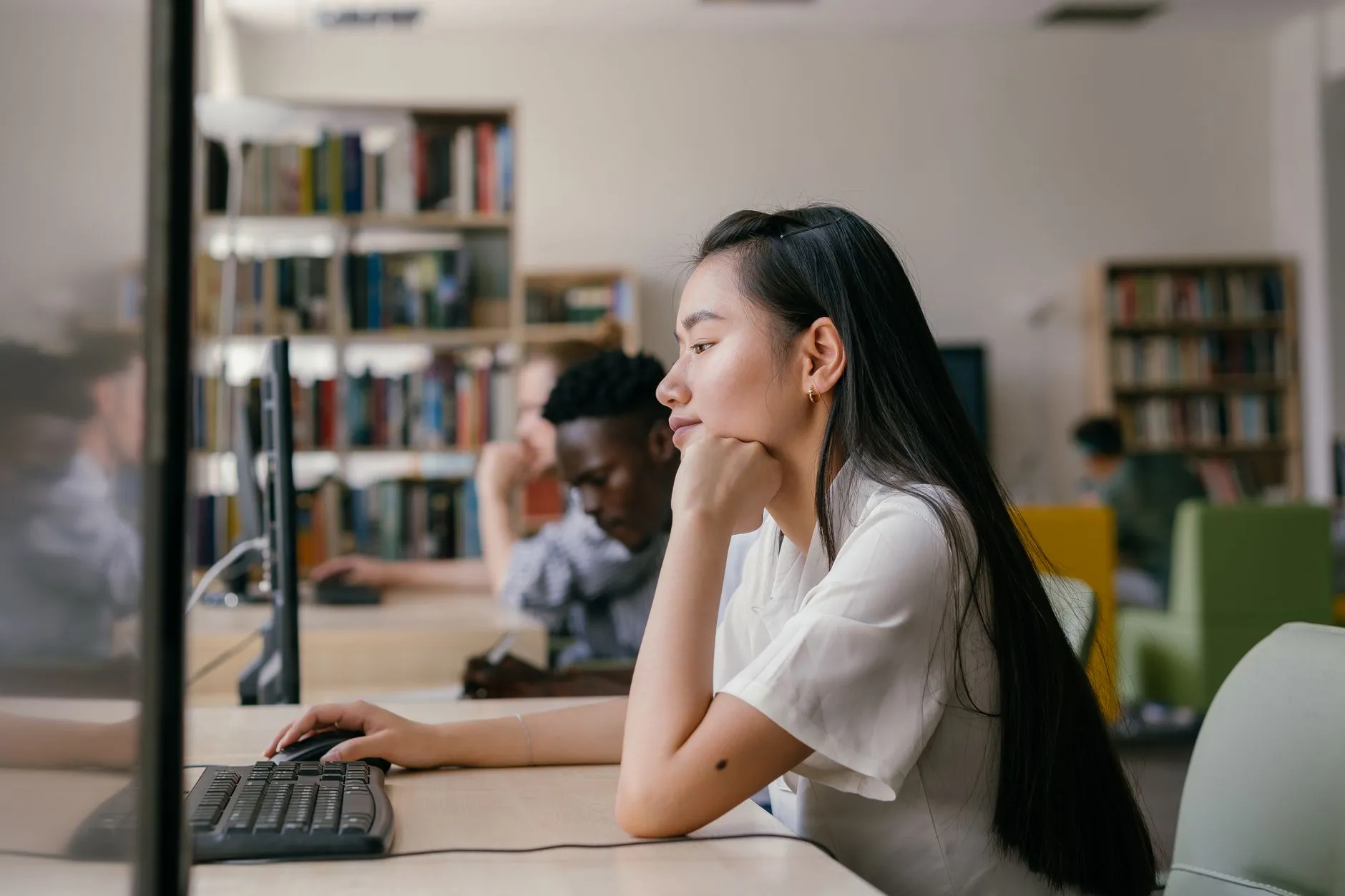 How to Reclaim Your Time with an AI Flashcard Generator